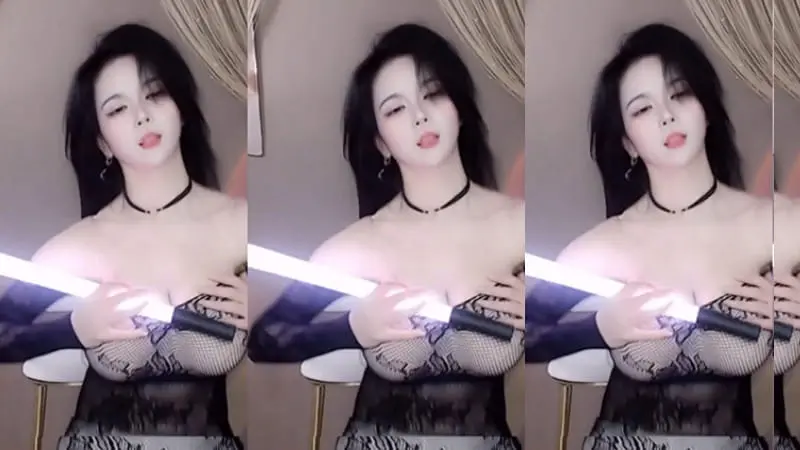 网易CC主播温凉定制透视热舞视频2则下载高清完整版 网易CC主播温凉定制透视热舞视频2则下载高清完整版