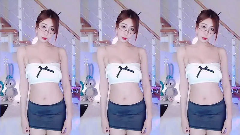 斗鱼小麻豆子动感光波抖胸热舞视频完整版下载